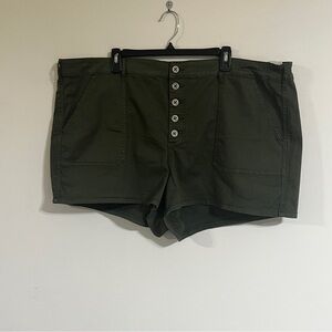 Torrid NWT Button Fly Utility Shorts Olive Green Plus Size 26 First at Fit